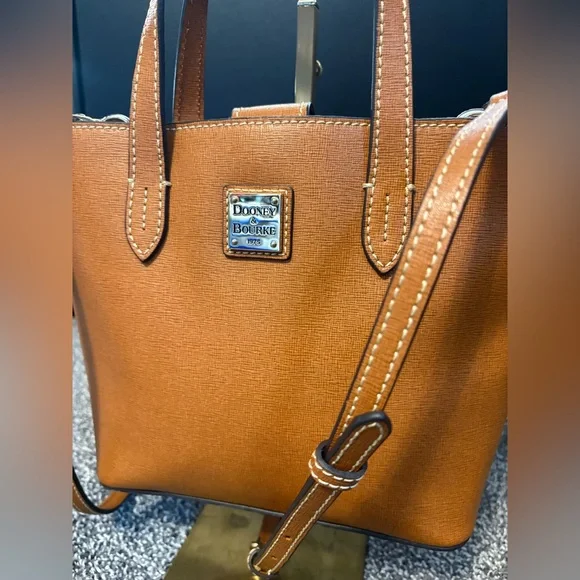 Dooney & Bourke Pebble Grain Mini Waverly tote - Picture 4 of 14